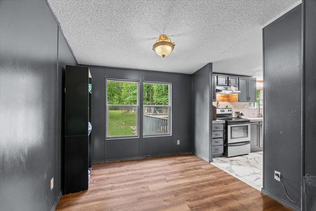 502 NE Richardson Road, Dalton, GA 30721