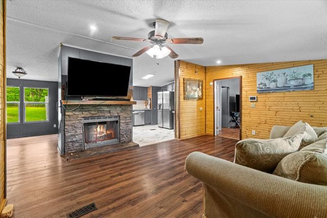 502 NE Richardson Road, Dalton, GA 30721
