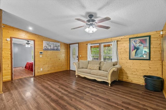 502 NE Richardson Road, Dalton, GA 30721