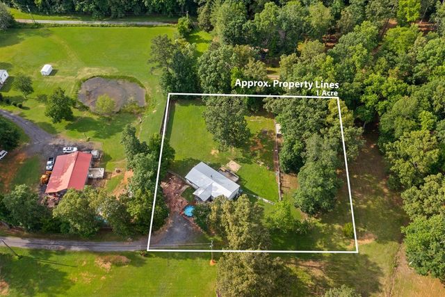 502 NE Richardson Road, Dalton, GA 30721