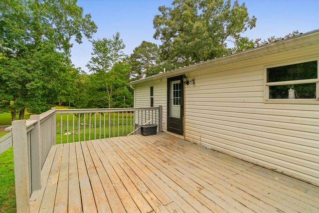 502 NE Richardson Road, Dalton, GA 30721
