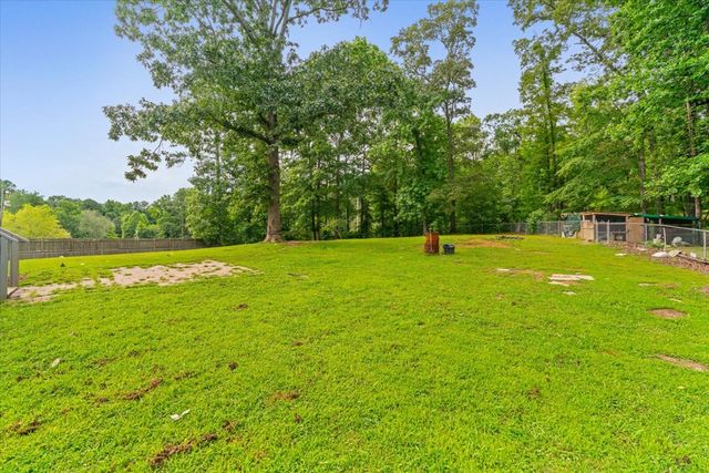 502 NE Richardson Road, Dalton, GA 30721