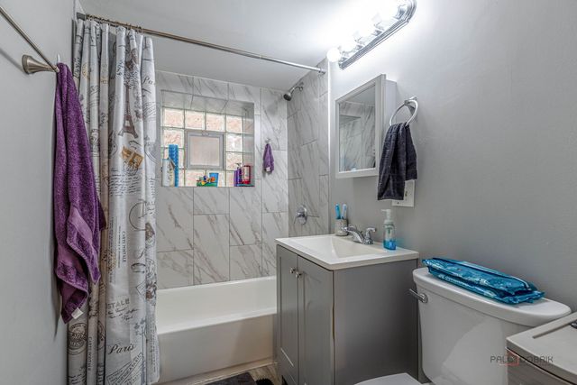 5122 W 30th Place, Cicero, IL 60804