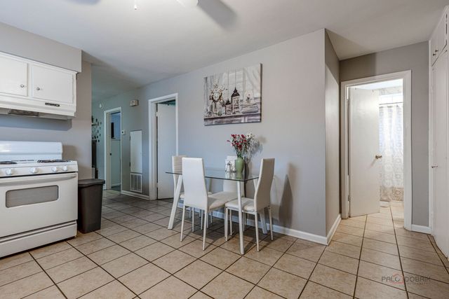 5122 W 30th Place, Cicero, IL 60804