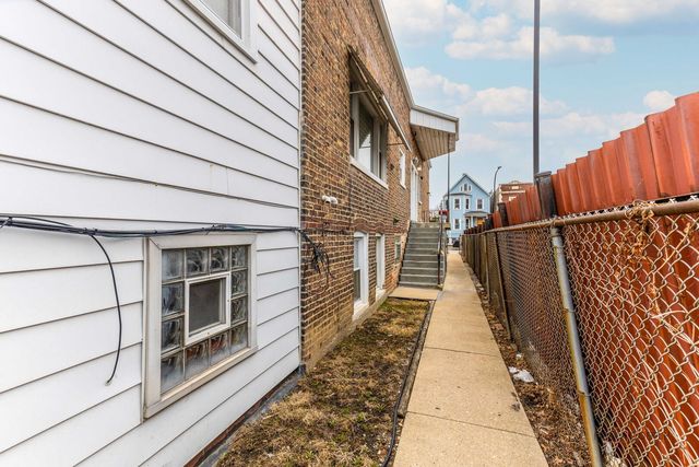 5122 W 30th Place, Cicero, IL 60804