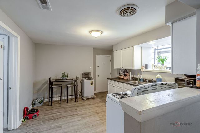 5122 W 30th Place, Cicero, IL 60804