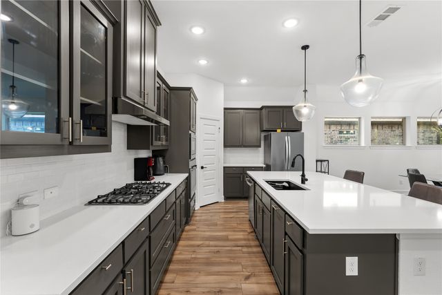 8608 Spindletop Drive, Fort Worth, TX 76120