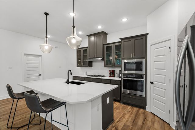 8608 Spindletop Drive, Fort Worth, TX 76120