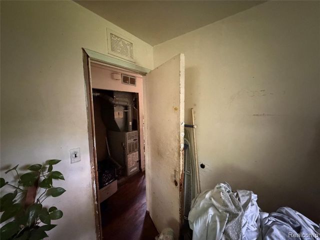 14231 Kentfield Street, Detroit, MI 48223