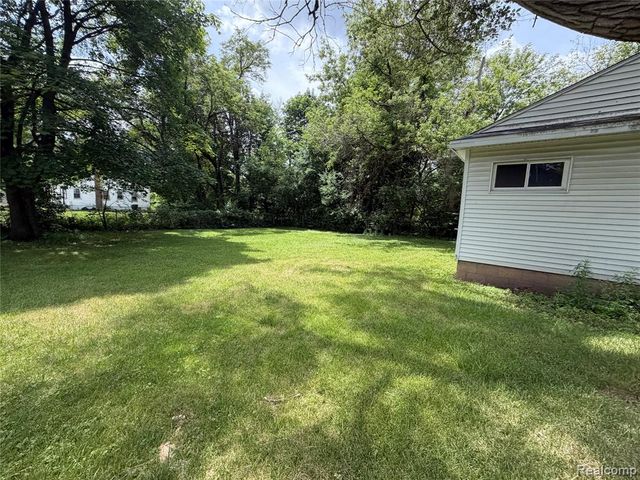 14231 Kentfield Street, Detroit, MI 48223