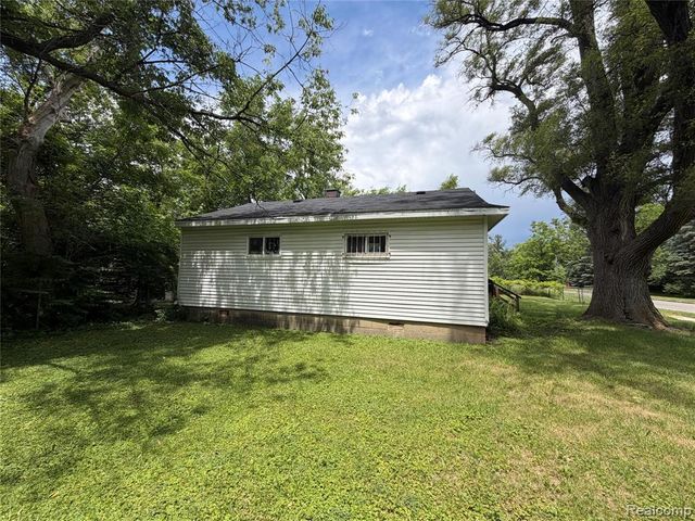 14231 Kentfield Street, Detroit, MI 48223