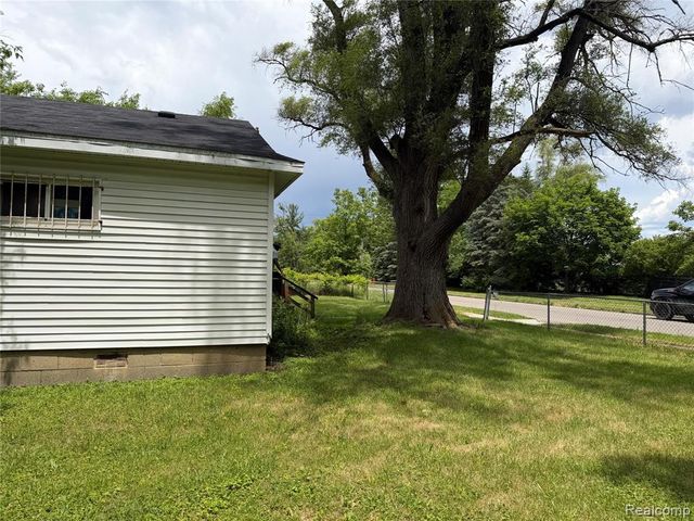 14231 Kentfield Street, Detroit, MI 48223