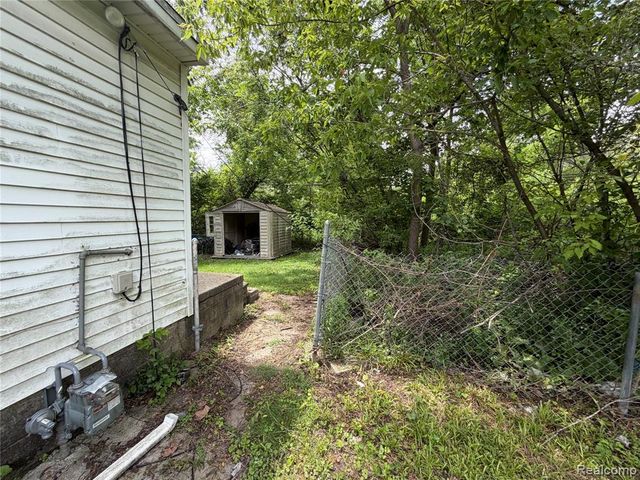 14231 Kentfield Street, Detroit, MI 48223