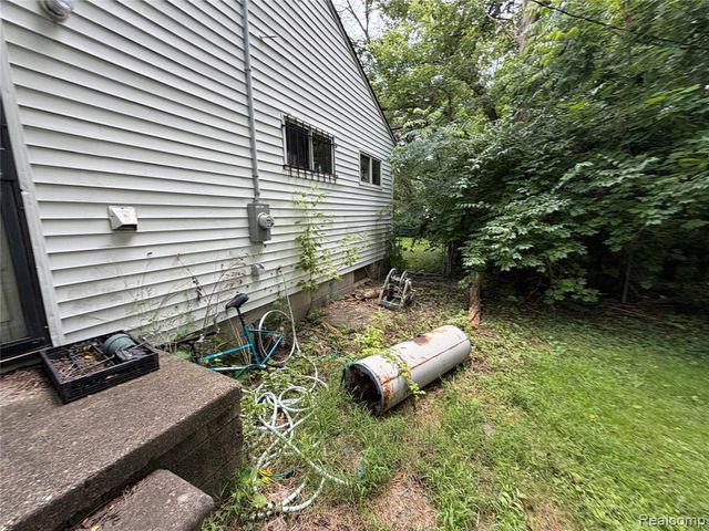 14231 Kentfield Street, Detroit, MI 48223