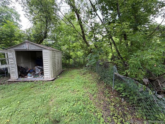 14231 Kentfield Street, Detroit, MI 48223
