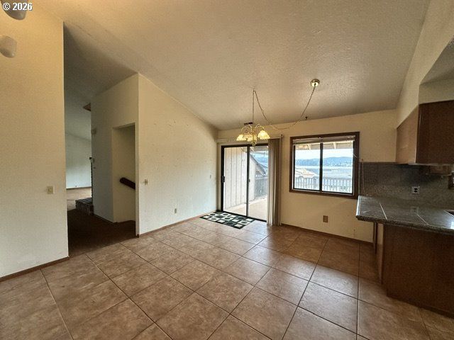 1646 OAK St, North Bend, OR 97459