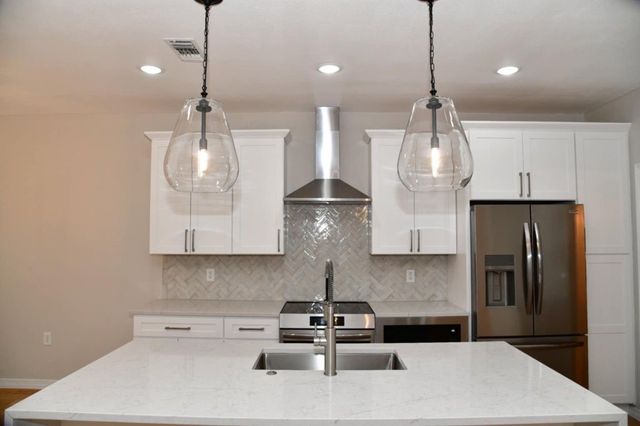 704 Mcmurry Drive, Waxahachie, TX 75165
