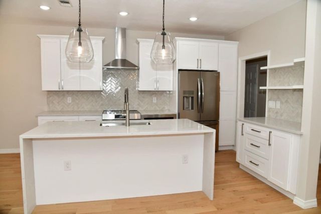 704 Mcmurry Drive, Waxahachie, TX 75165