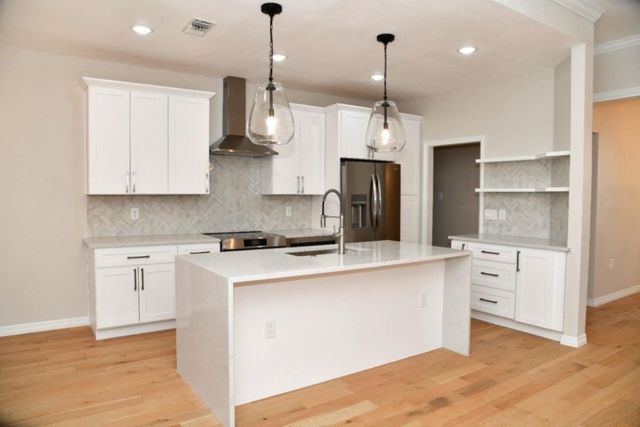 704 Mcmurry Drive, Waxahachie, TX 75165