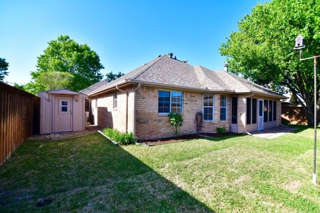 704 Mcmurry Drive, Waxahachie, TX 75165
