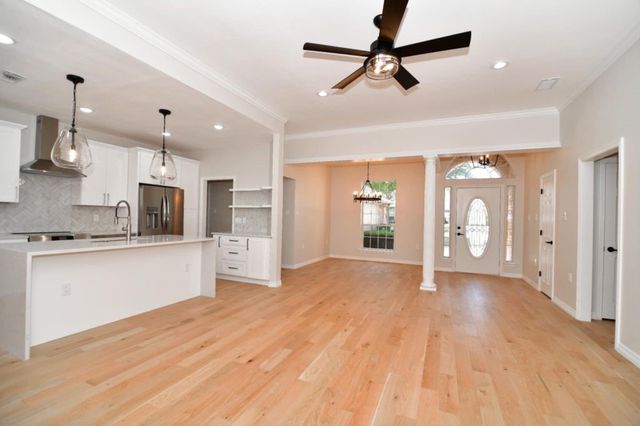 704 Mcmurry Drive, Waxahachie, TX 75165