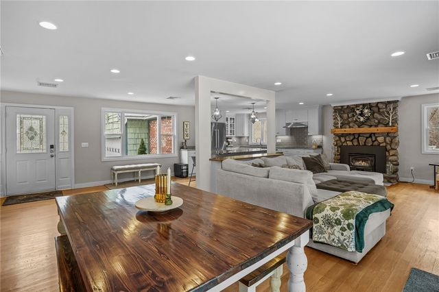 42 Georgiana Drive, Cumberland, RI 02864