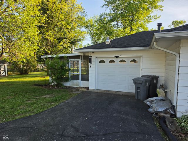 6085 Northland Road, Indianapolis, IN 46228