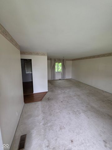 6085 Northland Road, Indianapolis, IN 46228