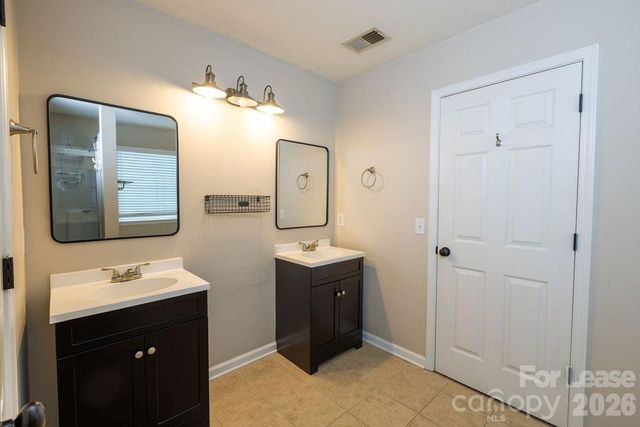 6337 Elderslie Drive, Charlotte, NC 28269