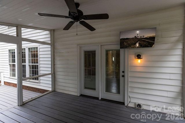 6337 Elderslie Drive, Charlotte, NC 28269