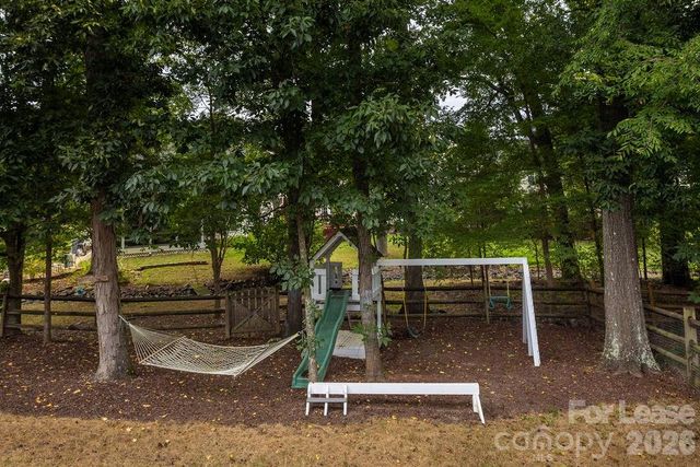 6337 Elderslie Drive, Charlotte, NC 28269