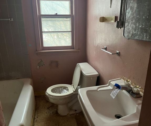 2312 S Central Avenue, Rockford, IL 61102