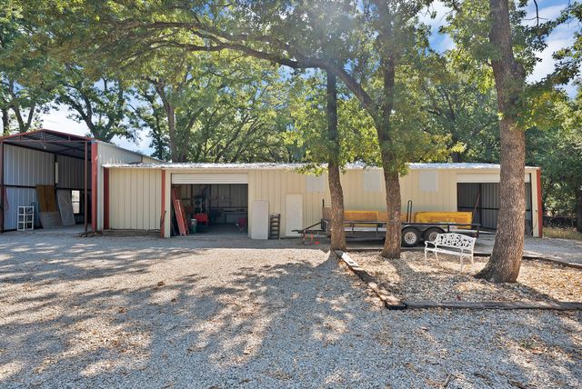 725 Greenwood Cut Off Road, Weatherford, TX 76088