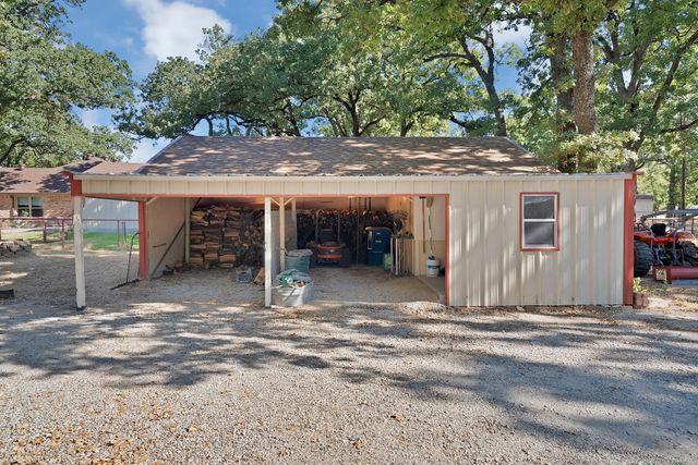 725 Greenwood Cut Off Road, Weatherford, TX 76088