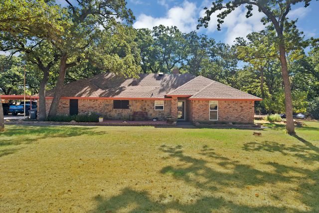 725 Greenwood Cut Off Road, Weatherford, TX 76088