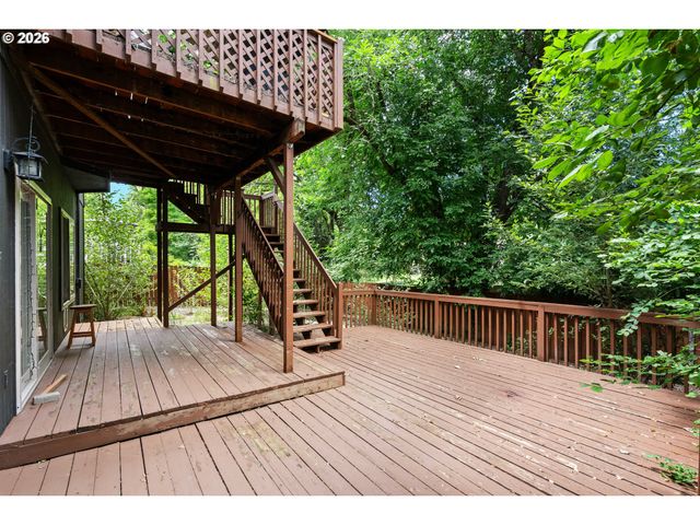 7803 Sw BARNARD Dr, Beaverton, OR 97007
