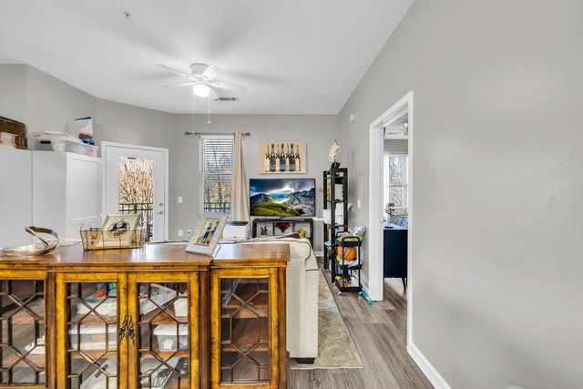 870 Mayson Turner NW Road 1246, Atlanta, GA 30314