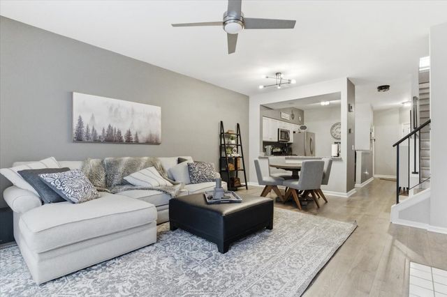 1389 S Candlestick Way, Waukegan, IL 60085