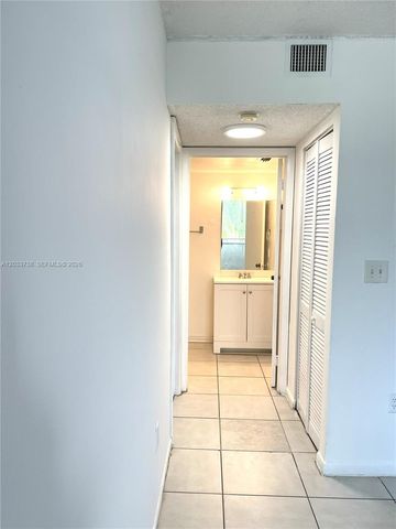 8255 SW 152nd Avenue E405, Miami, FL 33193