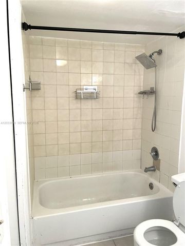 8255 SW 152nd Avenue E405, Miami, FL 33193