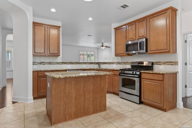 8250 Mystic Chase, Boerne, TX 78015