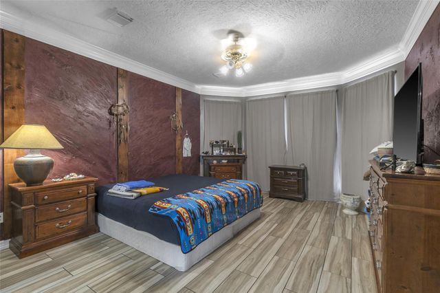 2325 Acadiana Lane, Seabrook, TX 77586