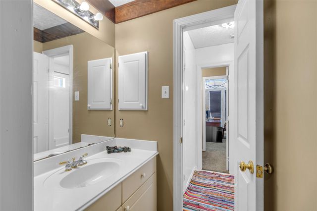 2325 Acadiana Lane, Seabrook, TX 77586