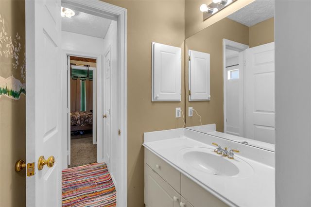 2325 Acadiana Lane, Seabrook, TX 77586