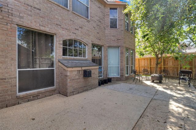 2325 Acadiana Lane, Seabrook, TX 77586