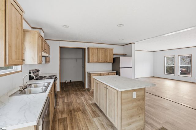 523 Raines Road, Easley, SC 29640