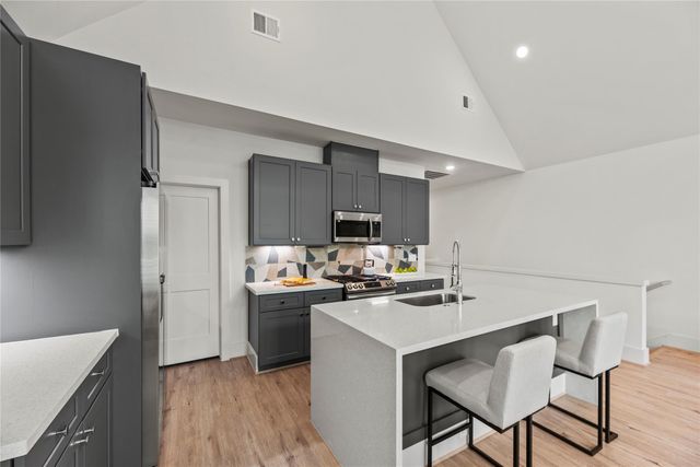 1042 Homer Street B, Houston, TX 77091