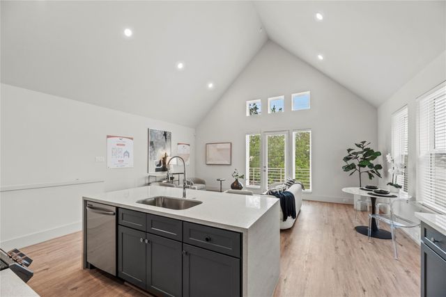 1042 Homer Street B, Houston, TX 77091