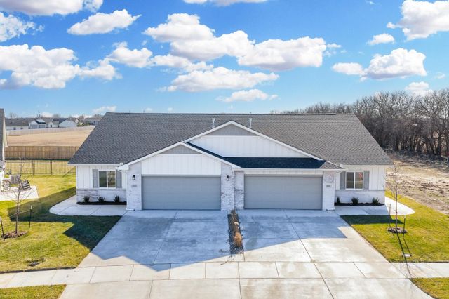 813 N Rainbow Lake St, Wichita, KS 67235