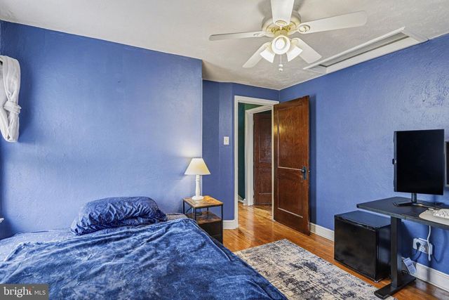 524 HILLCREST RD, York, PA 17403